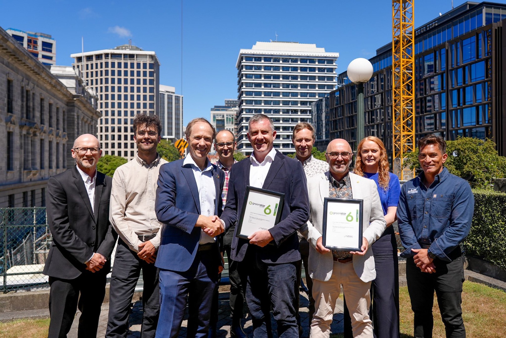 Pictured (left to right): Michael Davis (Studio Pacific Architecture, Senior Principal), Benjamin Sawrey (Aurecon, Sustainability Consultant), Andrew Eagles (NZGBC Chief Executive), Marcus Welby (Aurecon, Principal), Mitch Knight (Parliamentary Service Deputy Chief Executive), Karl Wakelin (Aurecon, Sustainable Buildings Leader), Dave Wills (Parliamentary Service Future Accommodation Strategy Project Director), Jessica-Mae Robertson (Parliamentary Service Future Accommodation Strategy Project Construction Lead), Kerrin Manuel (LT McGuinness Construction Director).